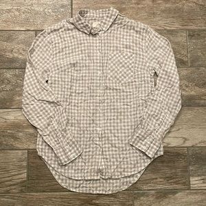 A New Day Gray & White Gingham Plaid Lightweight Button Down Shirt
